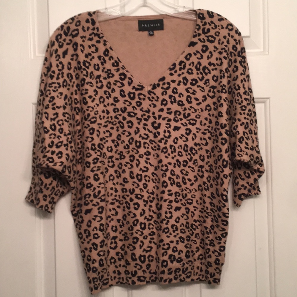 leopard sweater top